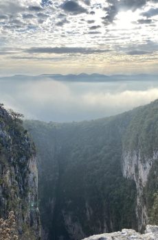 Caminata al Sótano de Barro
